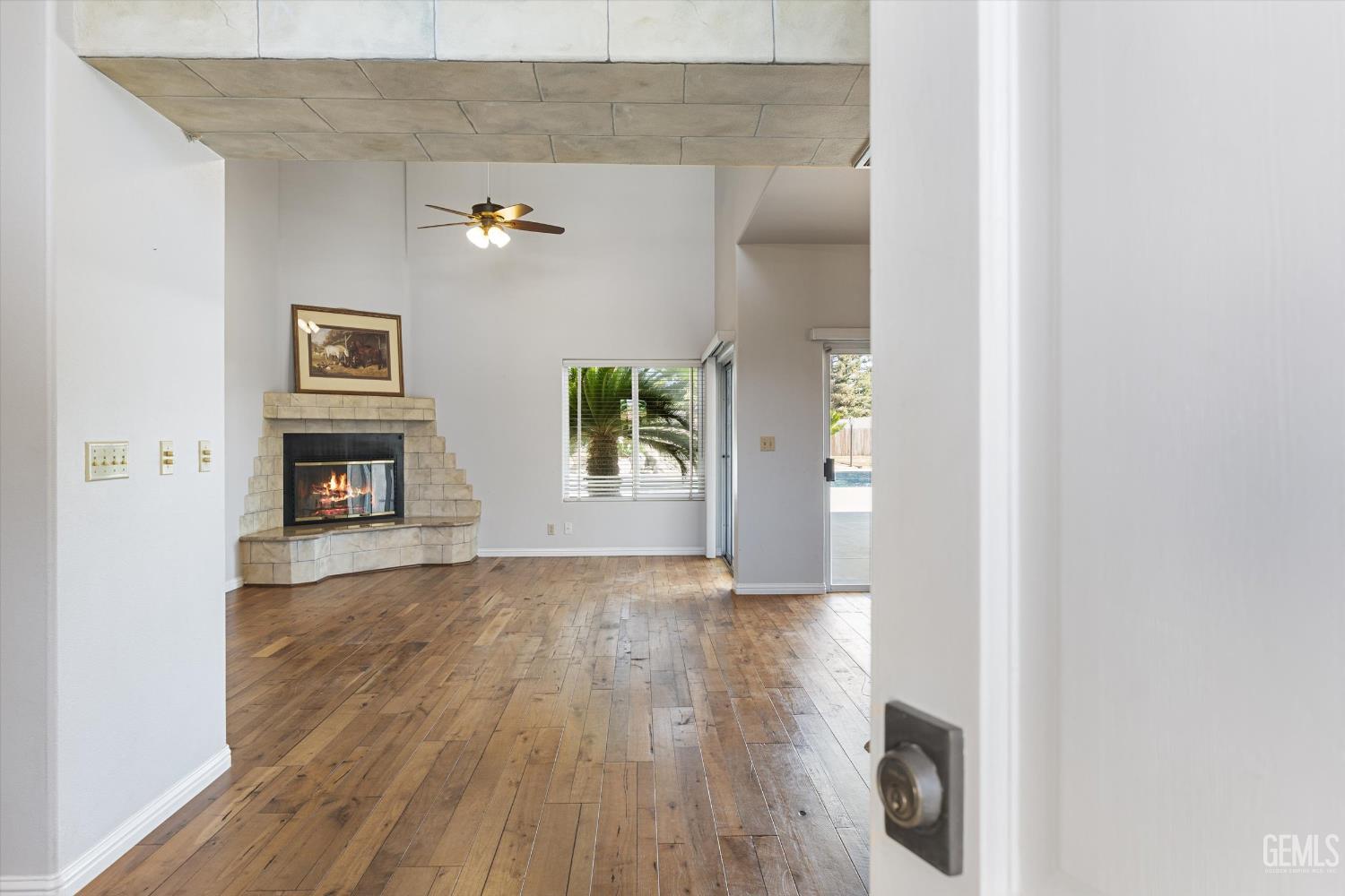 15400 Mabel Court