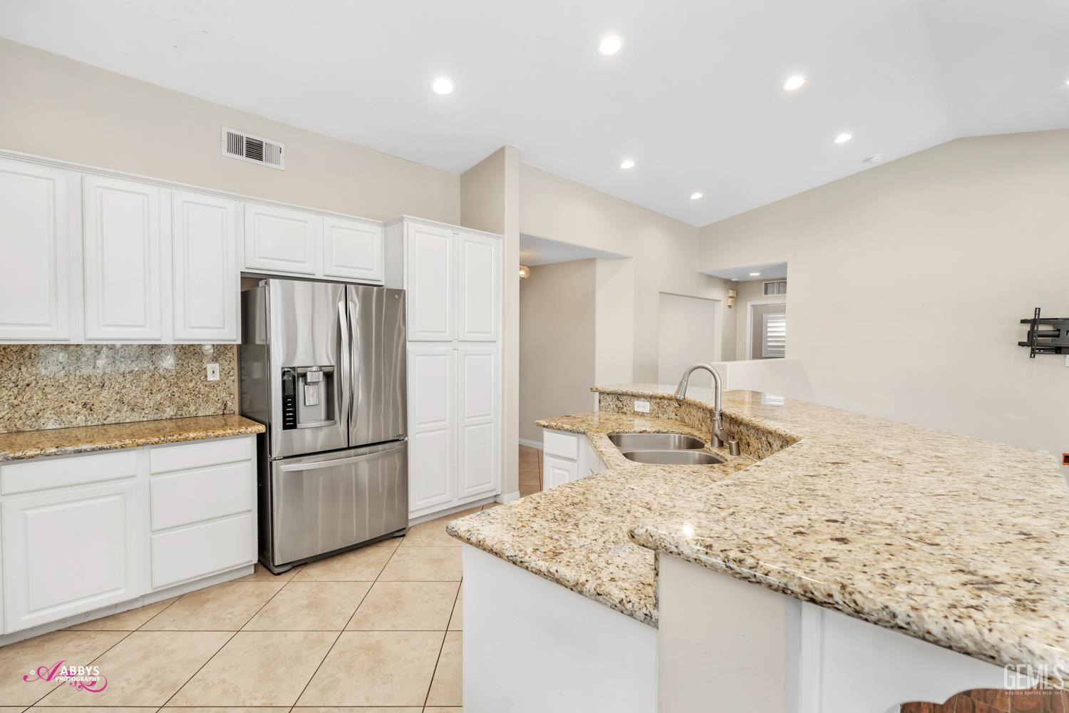 11814 Grecian Laurel Drive