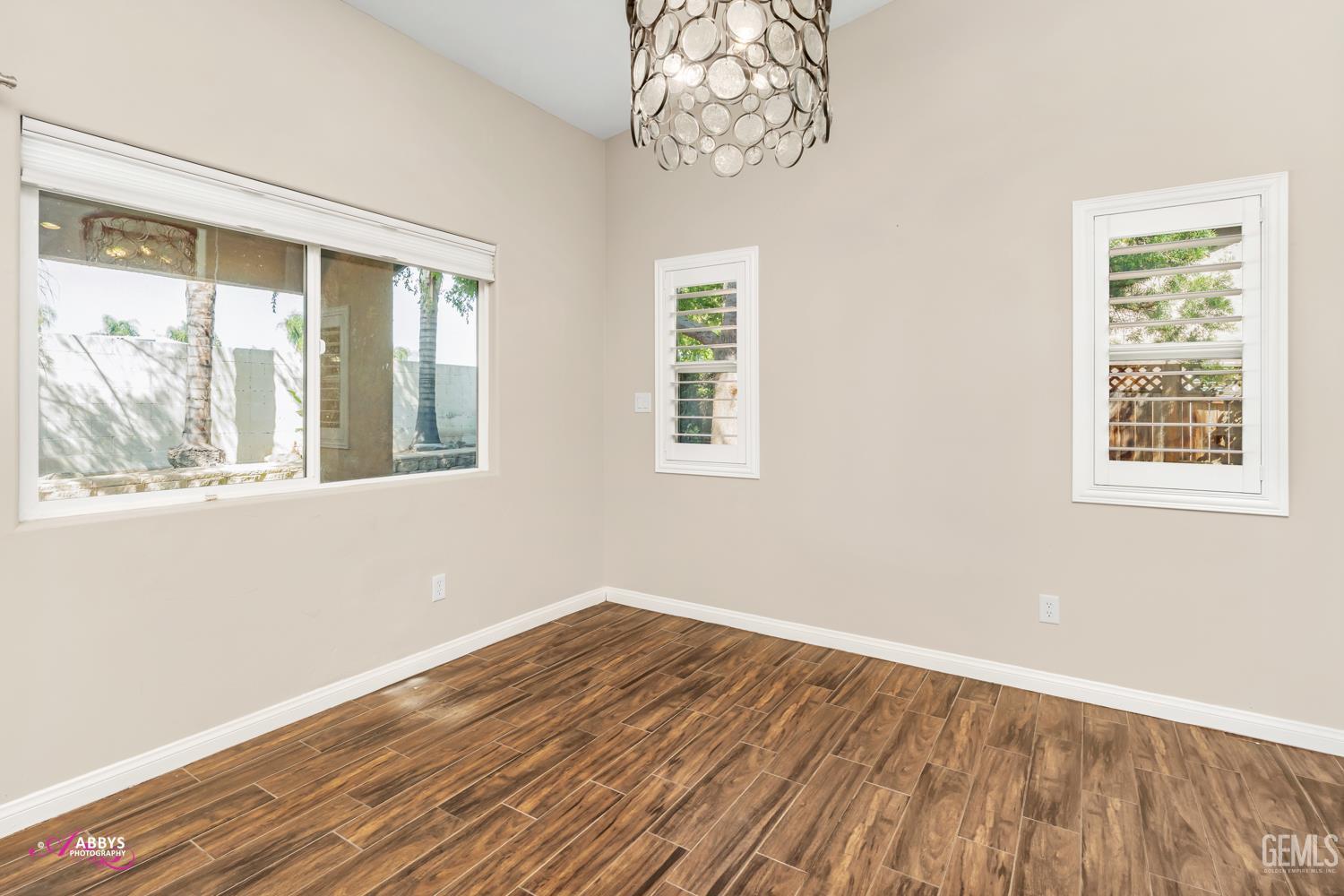 11814 Grecian Laurel Drive