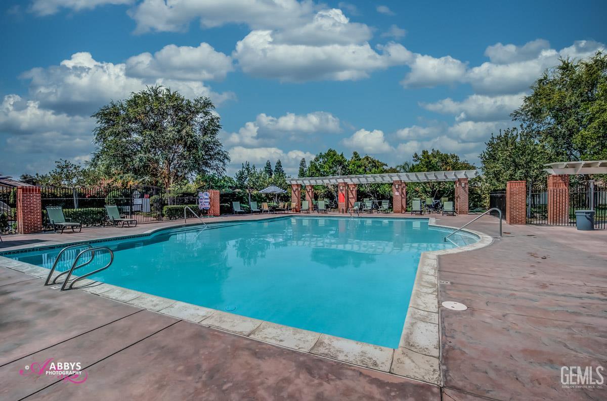 11814 Grecian Laurel Drive