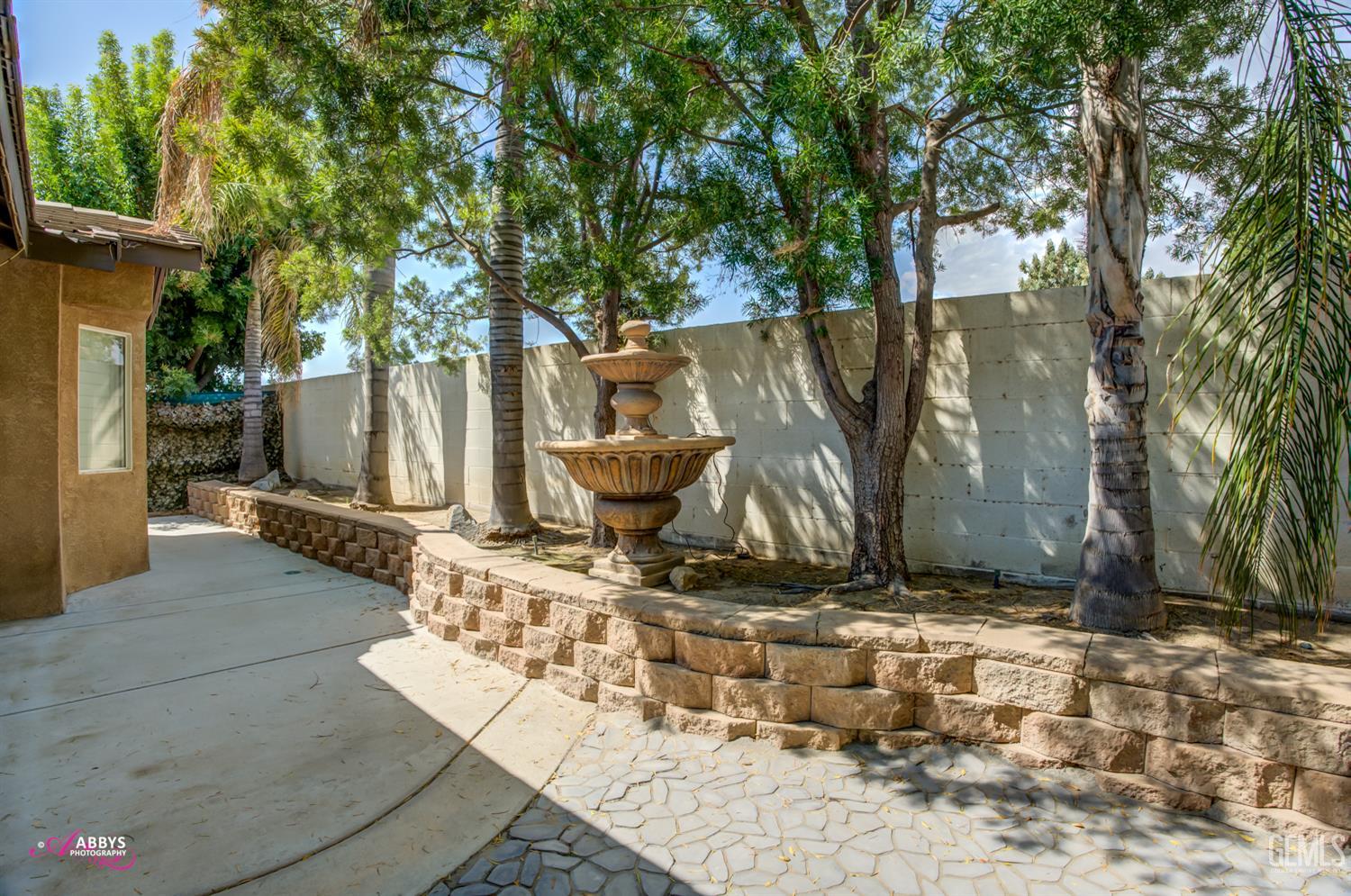 11814 Grecian Laurel Drive