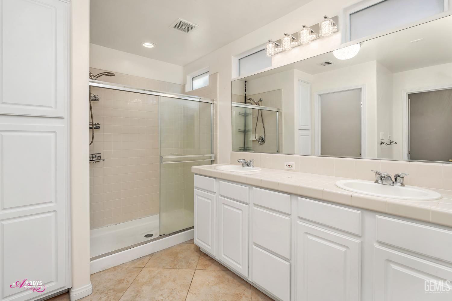 11814 Grecian Laurel Drive