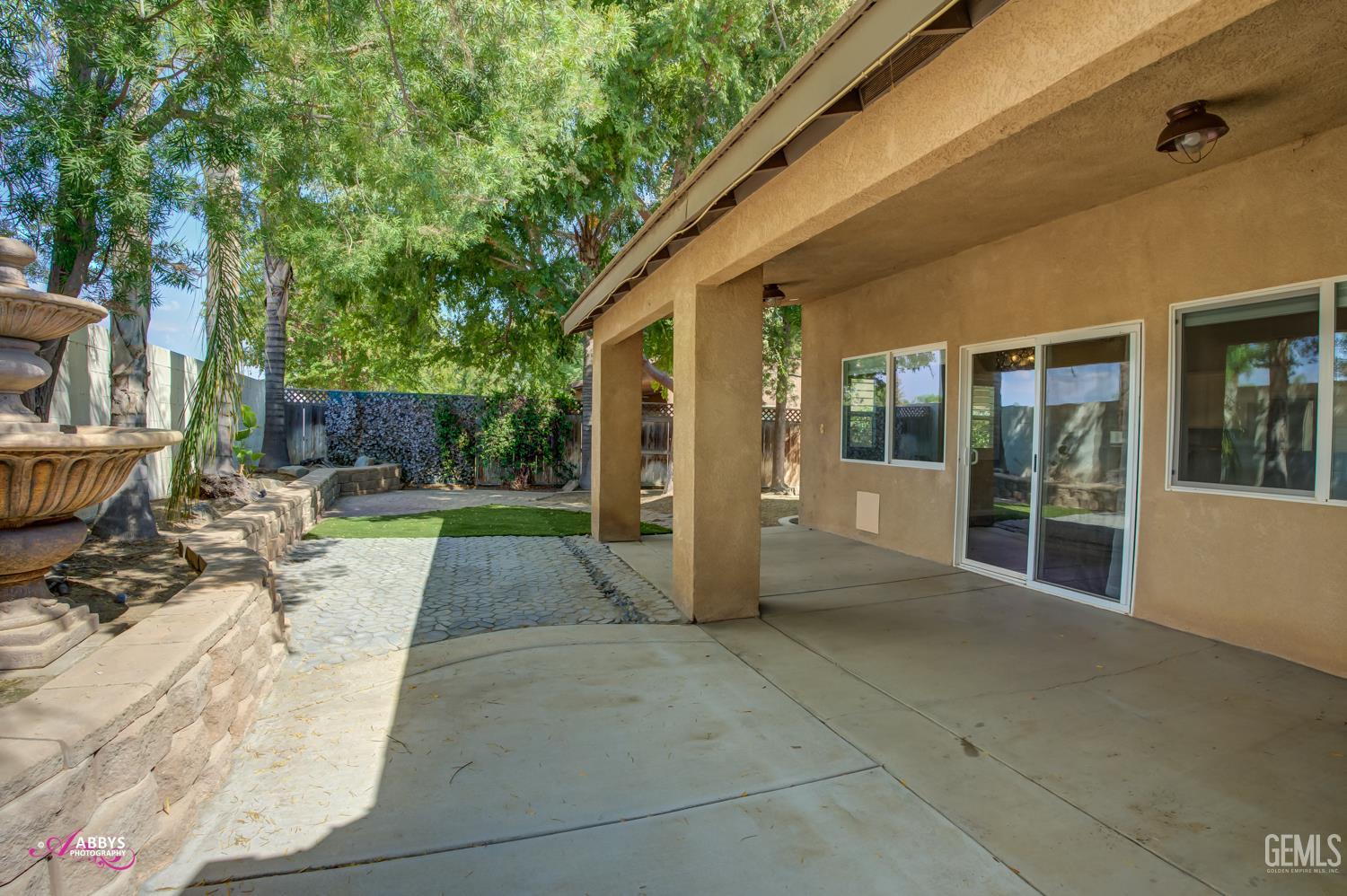 11814 Grecian Laurel Drive