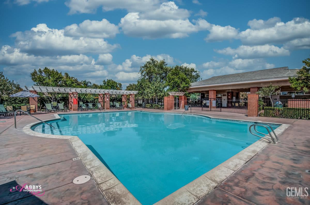 11814 Grecian Laurel Drive