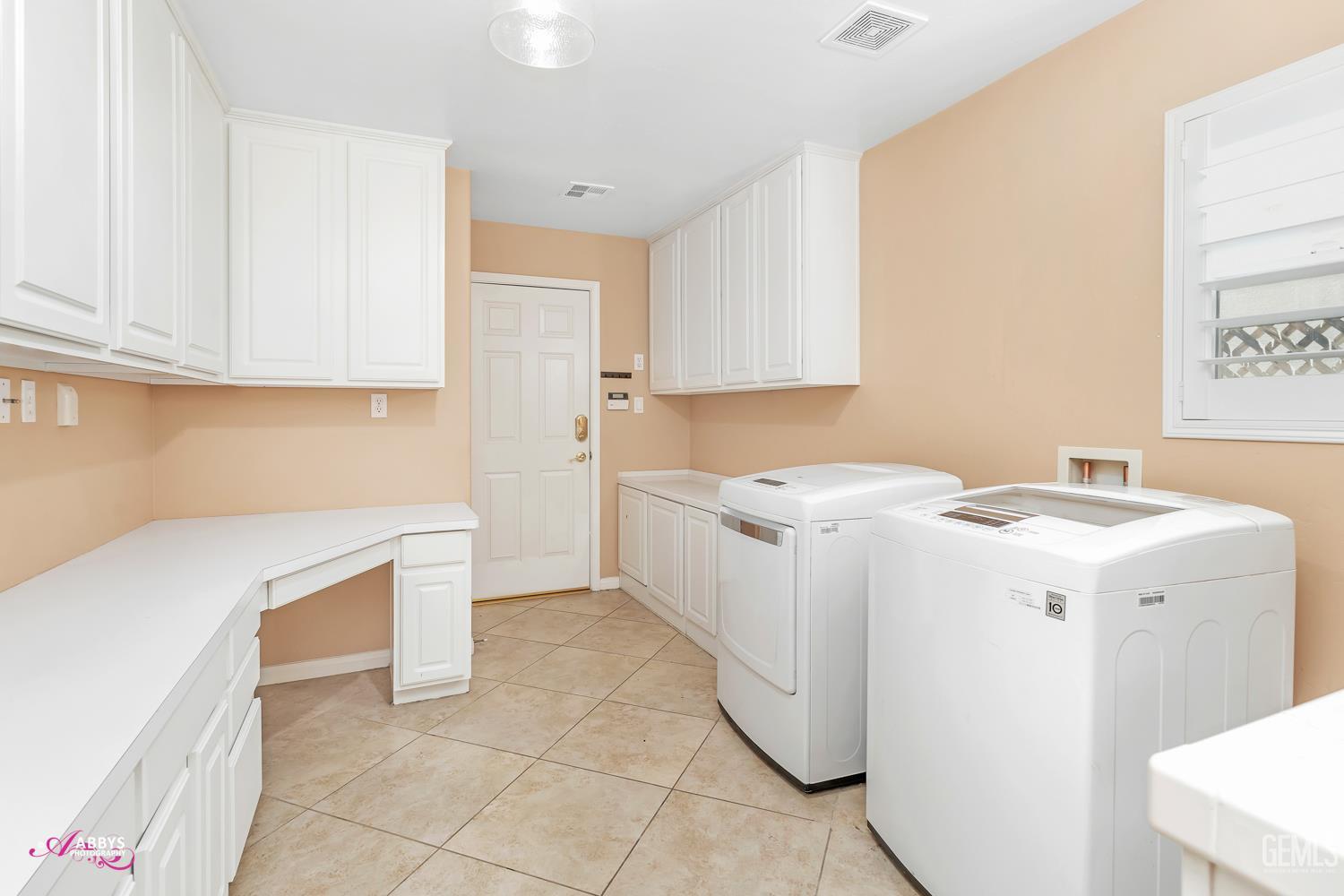 11814 Grecian Laurel Drive