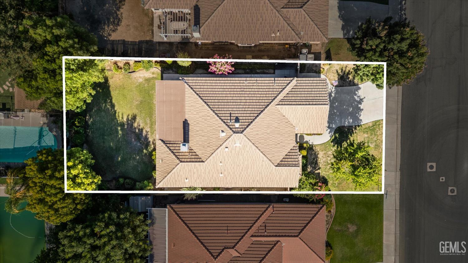9808 Paper Moon Way
