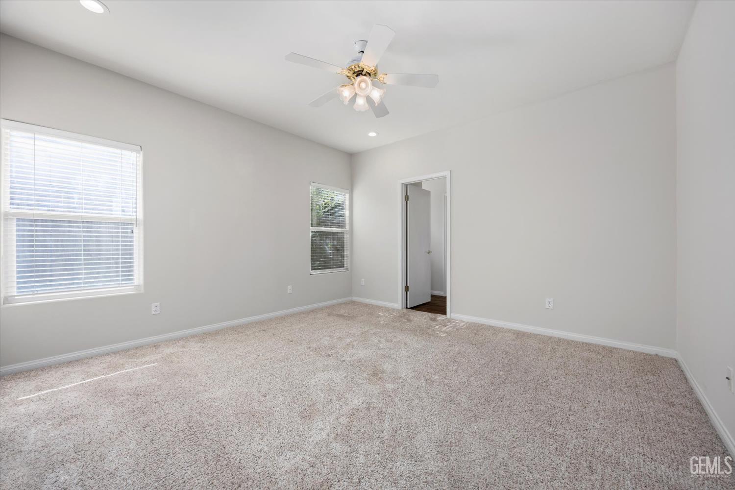 9808 Paper Moon Way
