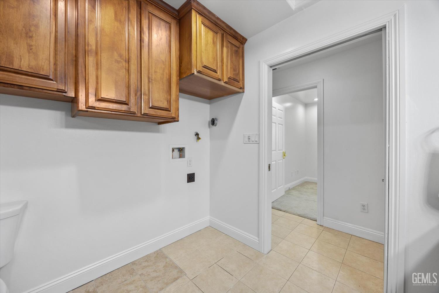 15112 Sunnybank Avenue