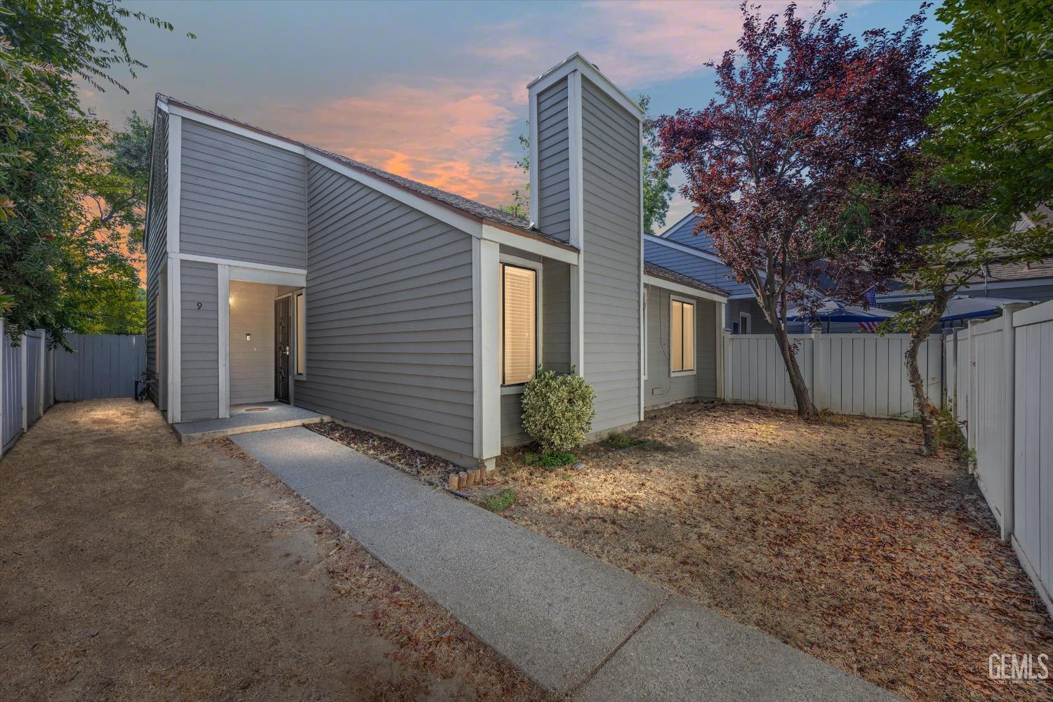 8000 Kroll Way Unit: 9