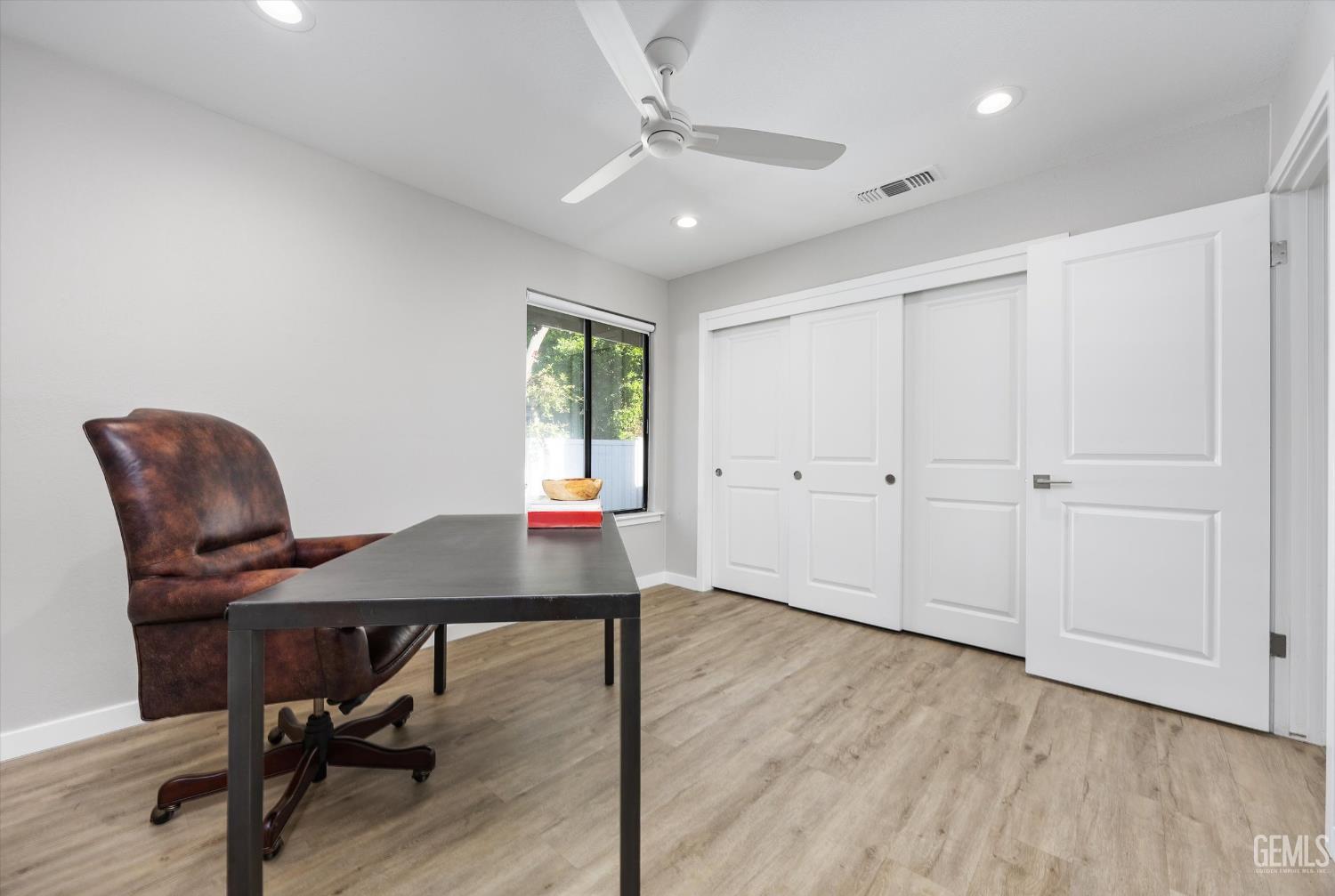 8000 Kroll Way Unit: 9