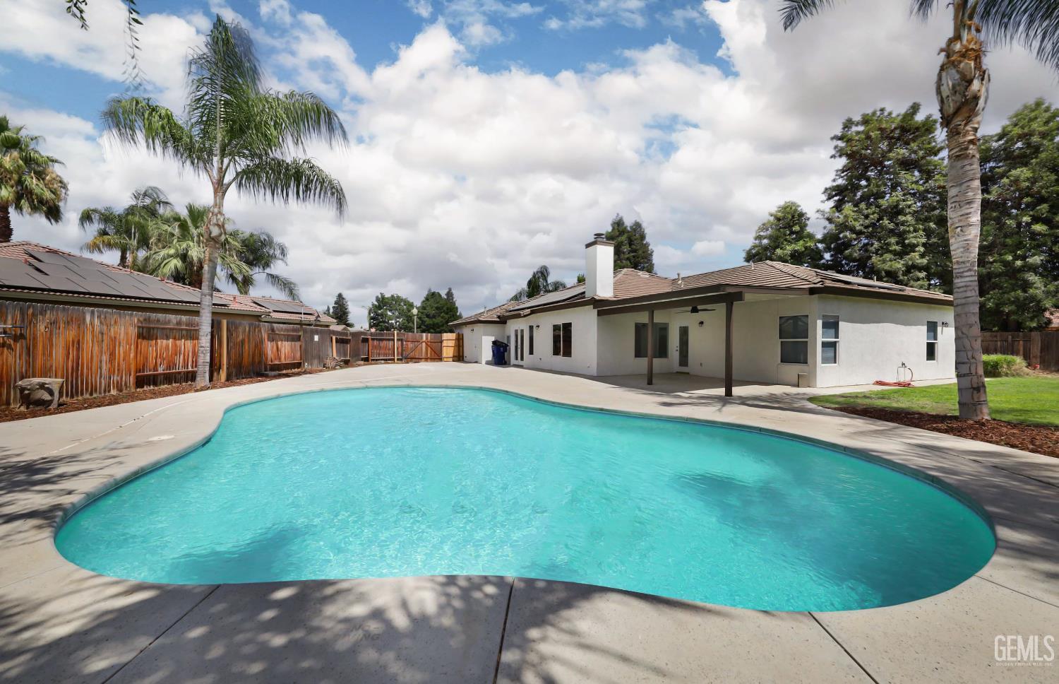 10117 Commodore Drive