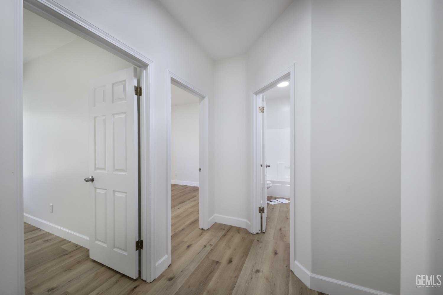 10117 Commodore Drive