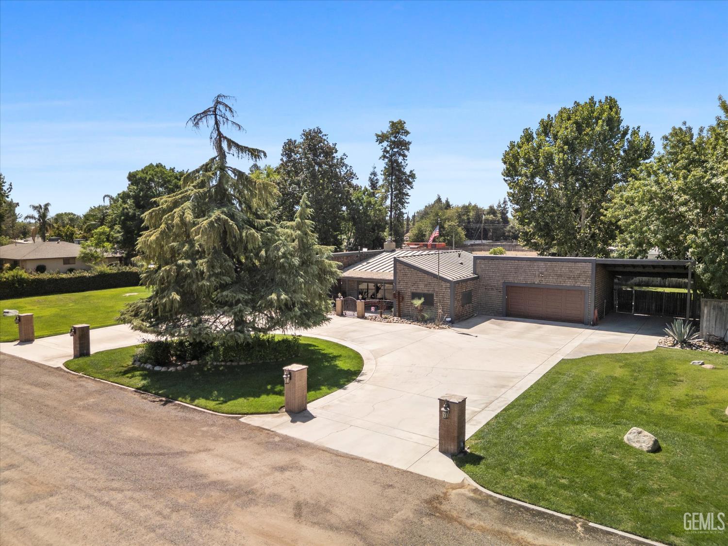 16451 Barton Lane