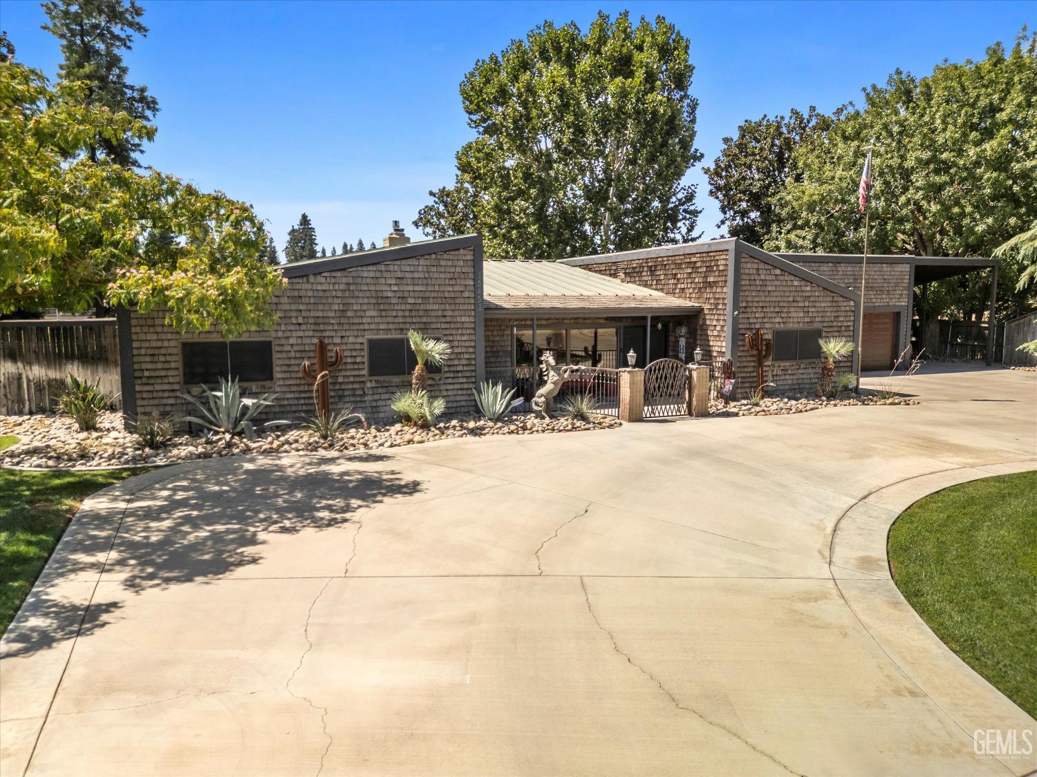 16451 Barton Lane