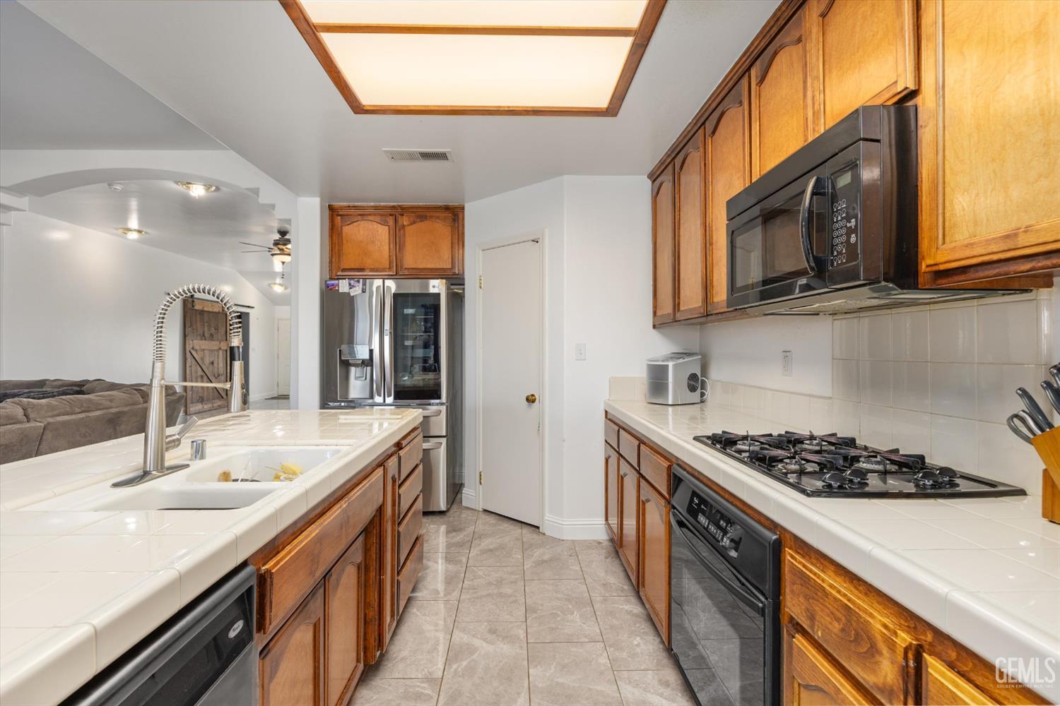 3401 Villa Lante Street