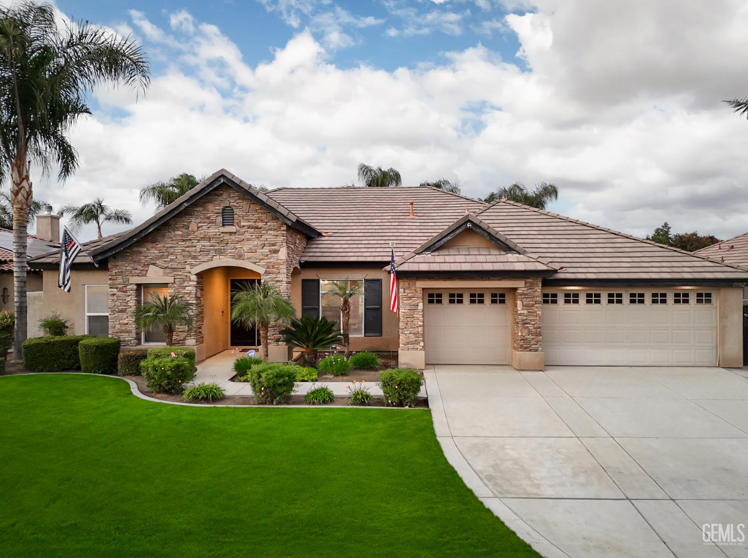 13502 Coco Palm Court