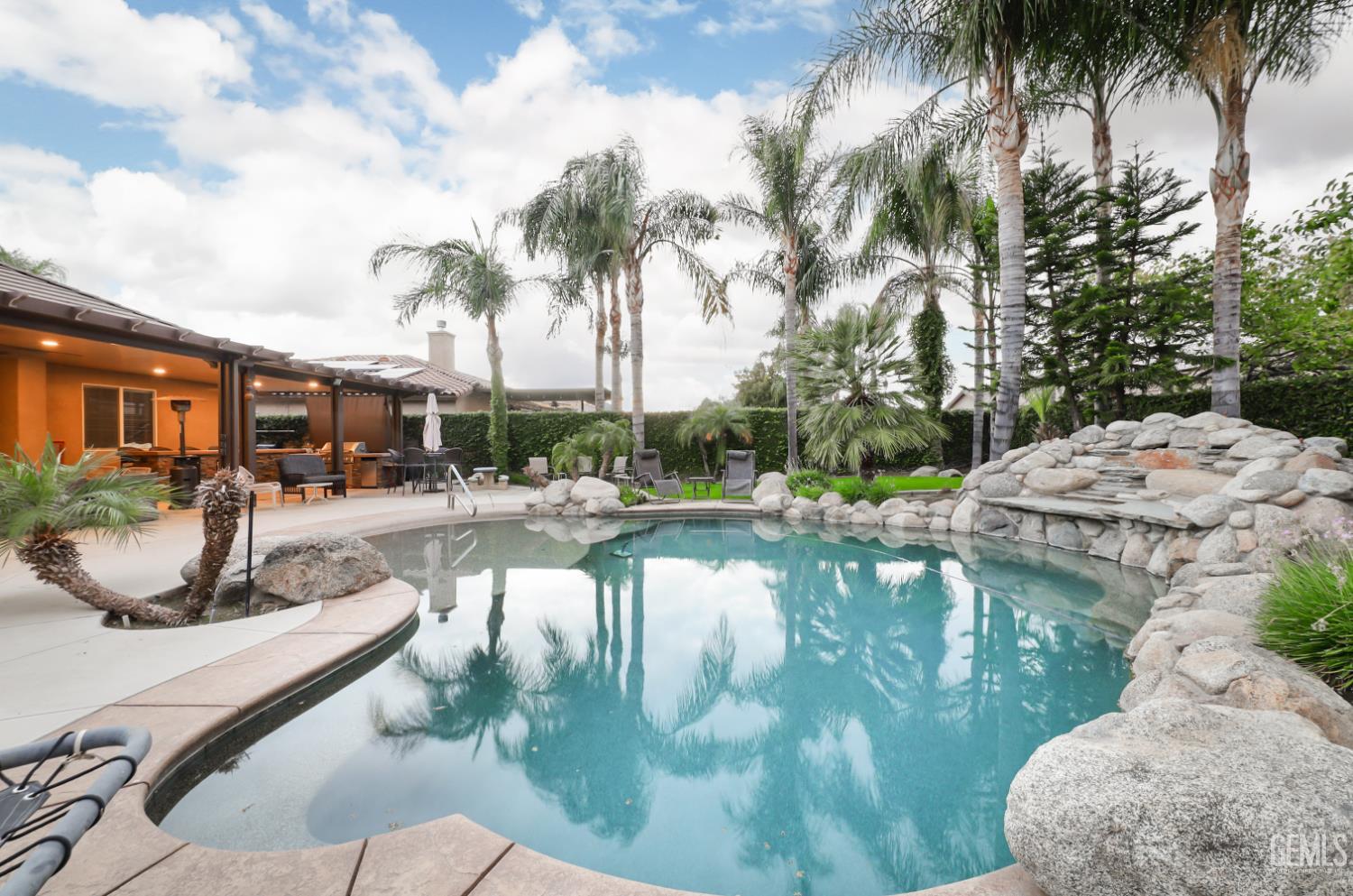 13502 Coco Palm Court