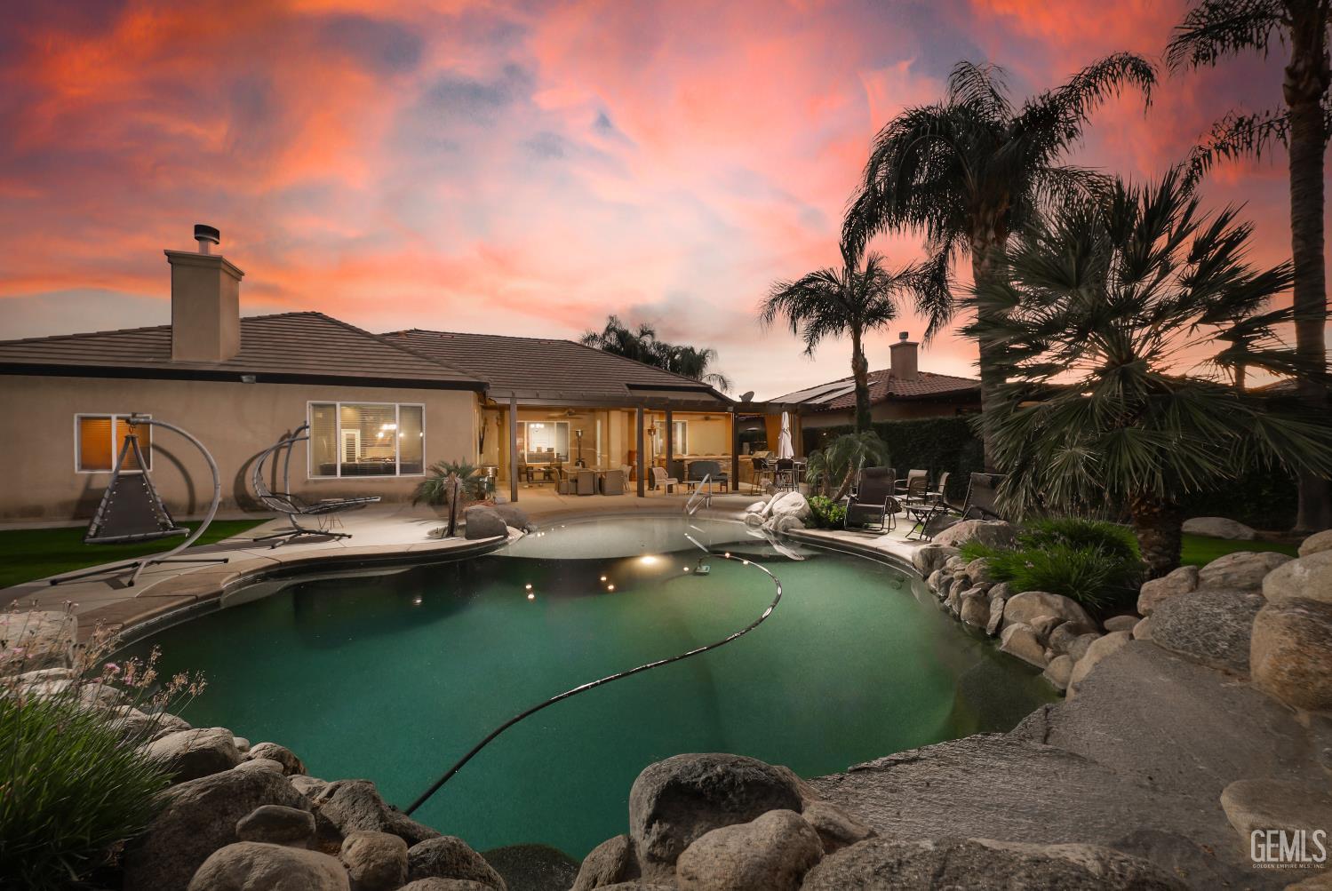 13502 Coco Palm Court