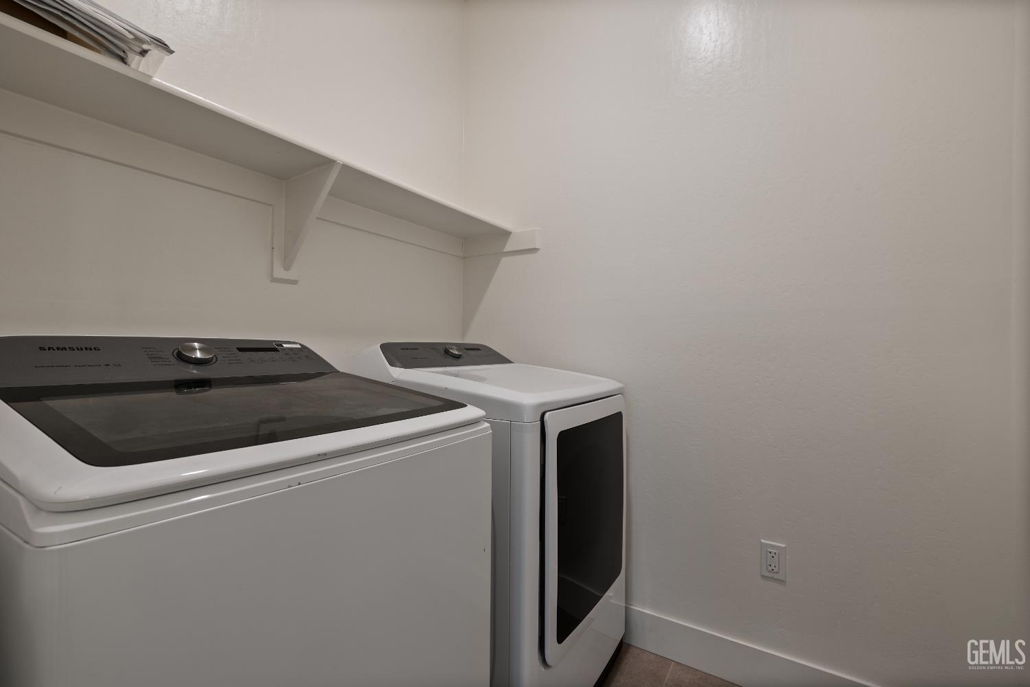 9618 Silver Falls Lane