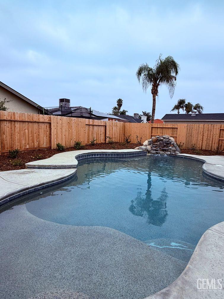 9812 S Vanessa Avenue