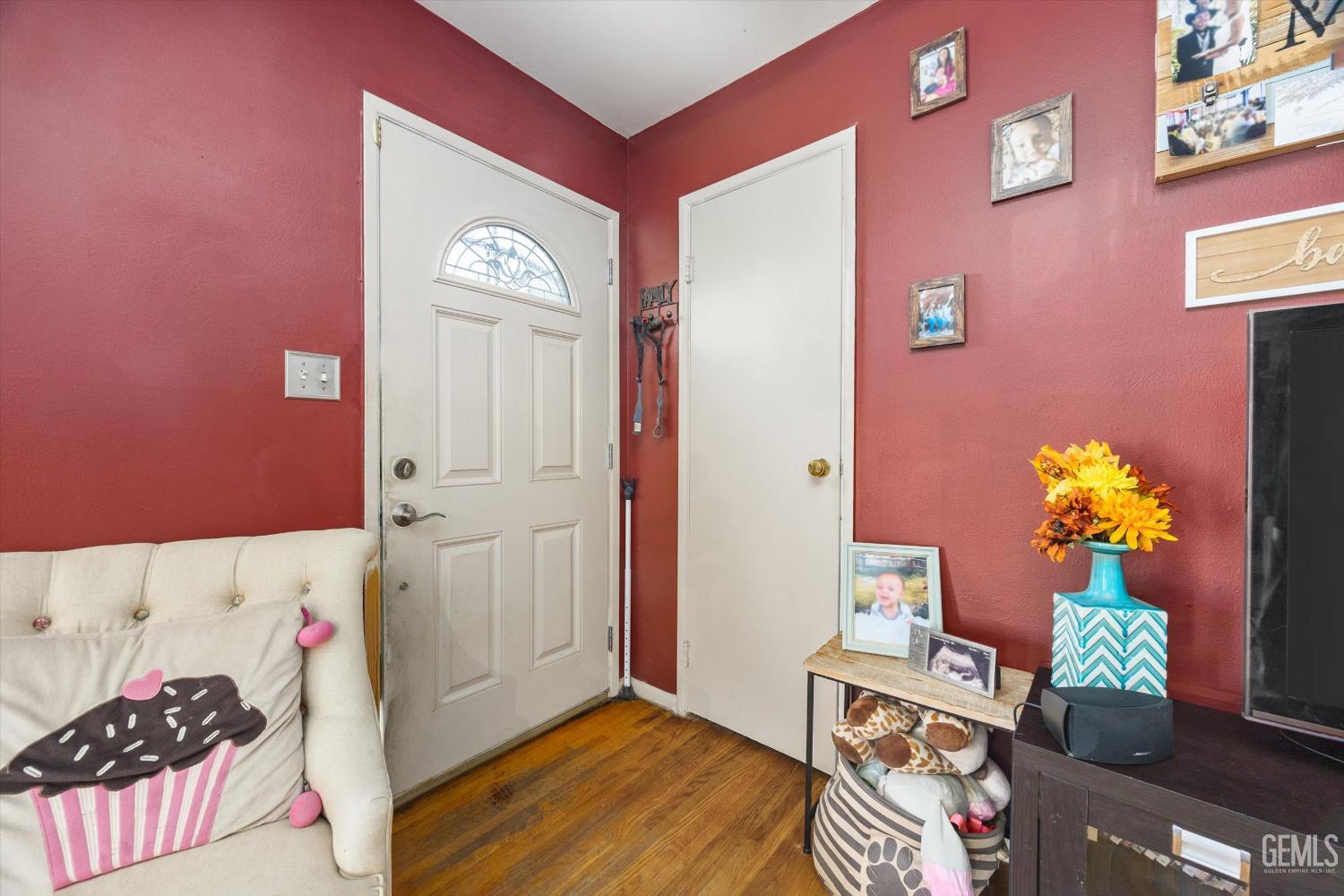 113 Loma Vista Avenue