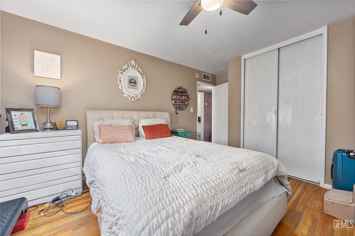 113 Loma Vista Avenue