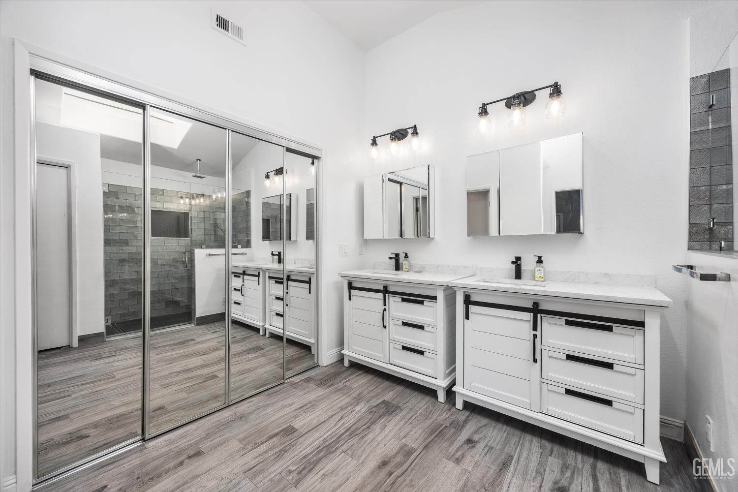 8220 Birmingham Street