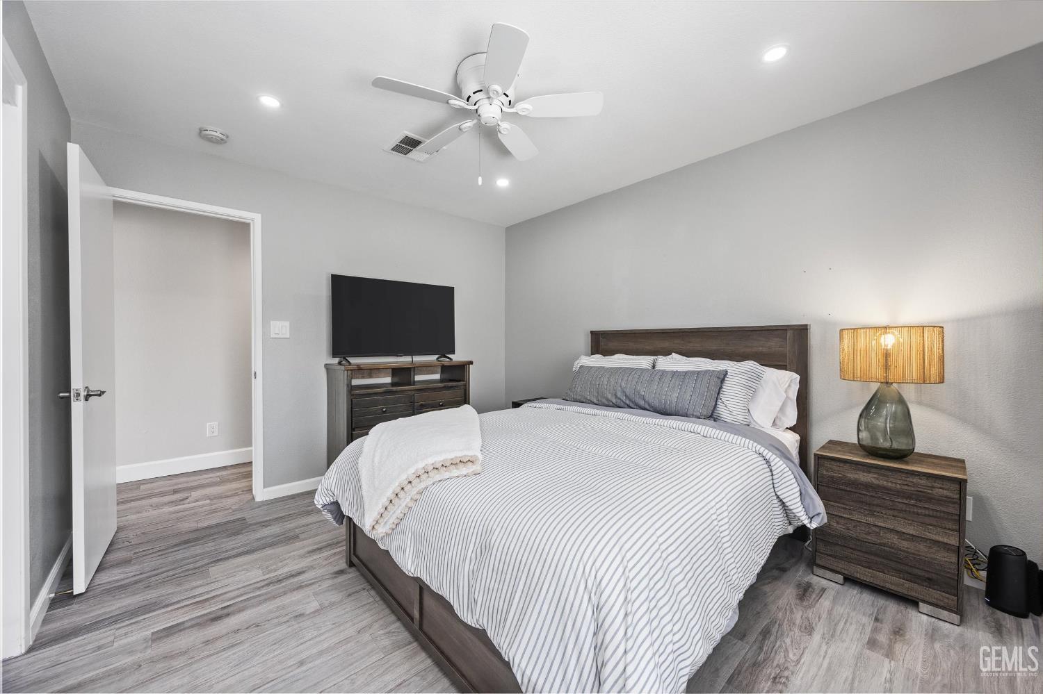 8220 Birmingham Street