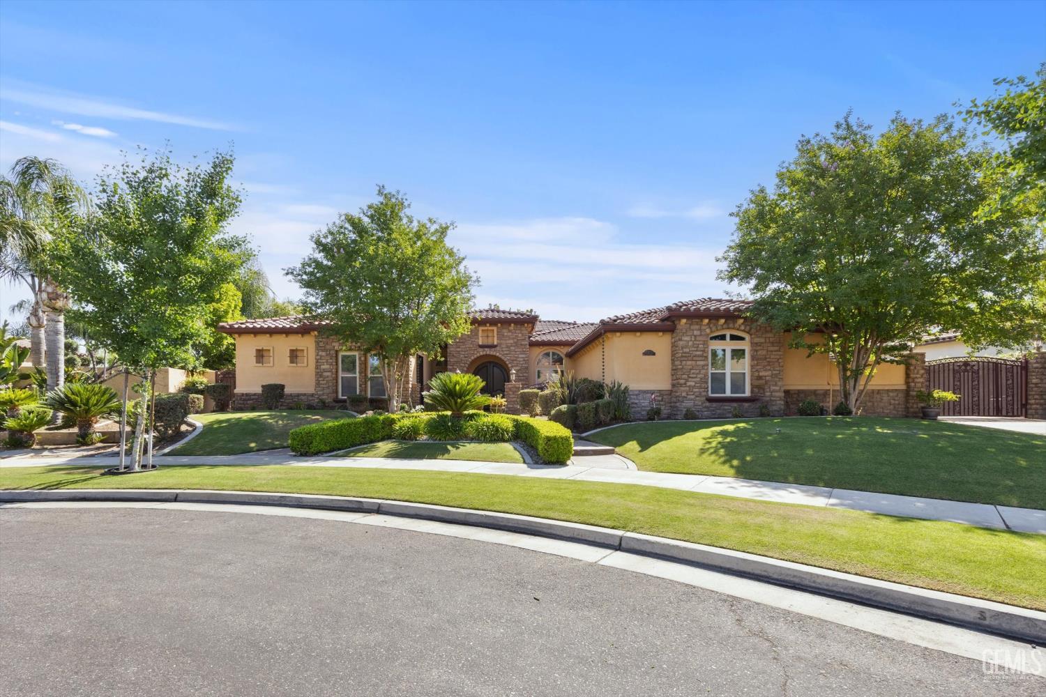 204 Somerford Court