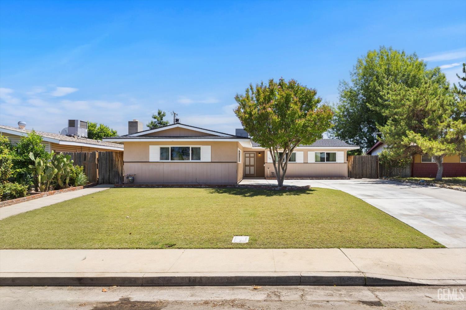1013 Portal Avenue