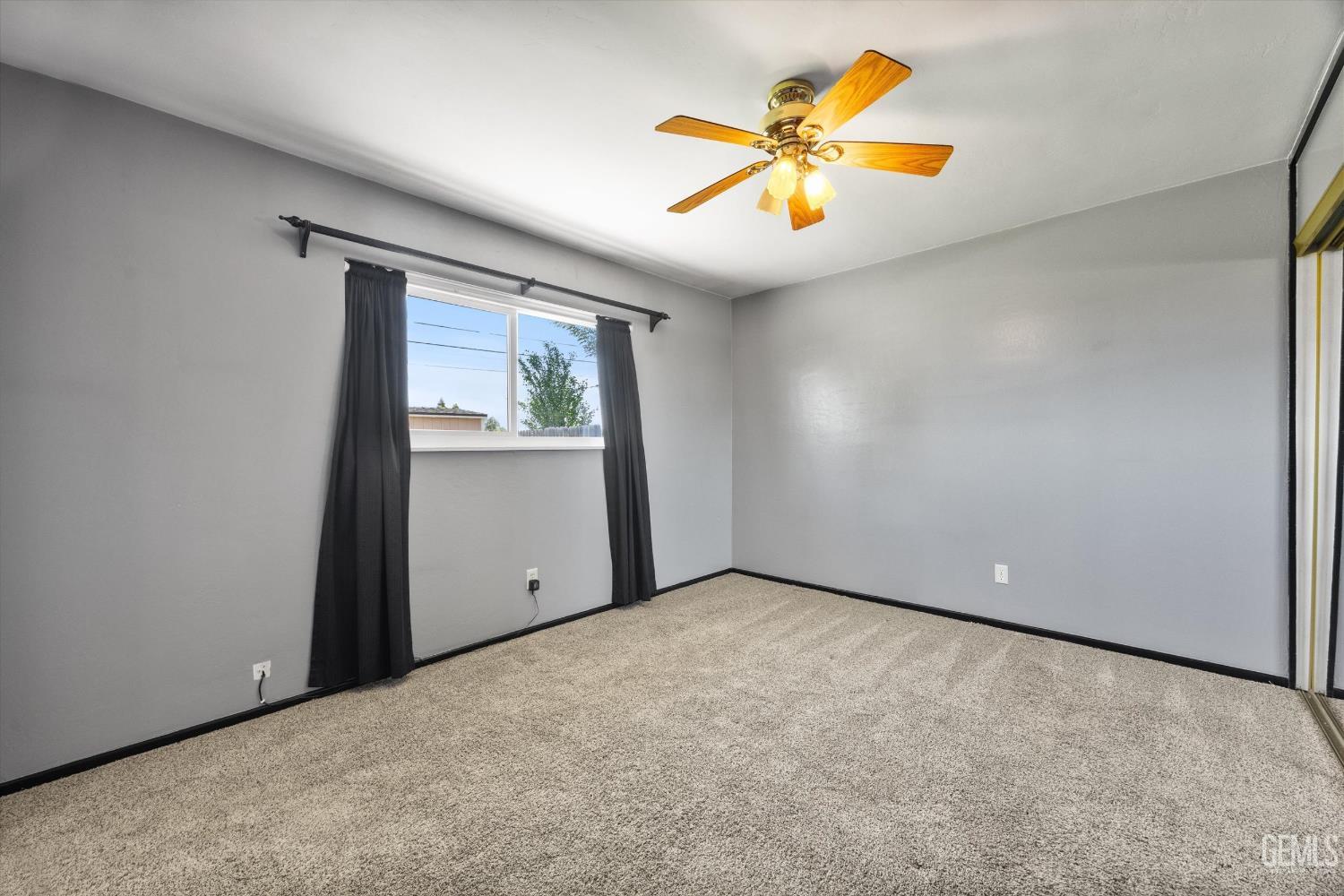 1013 Portal Avenue