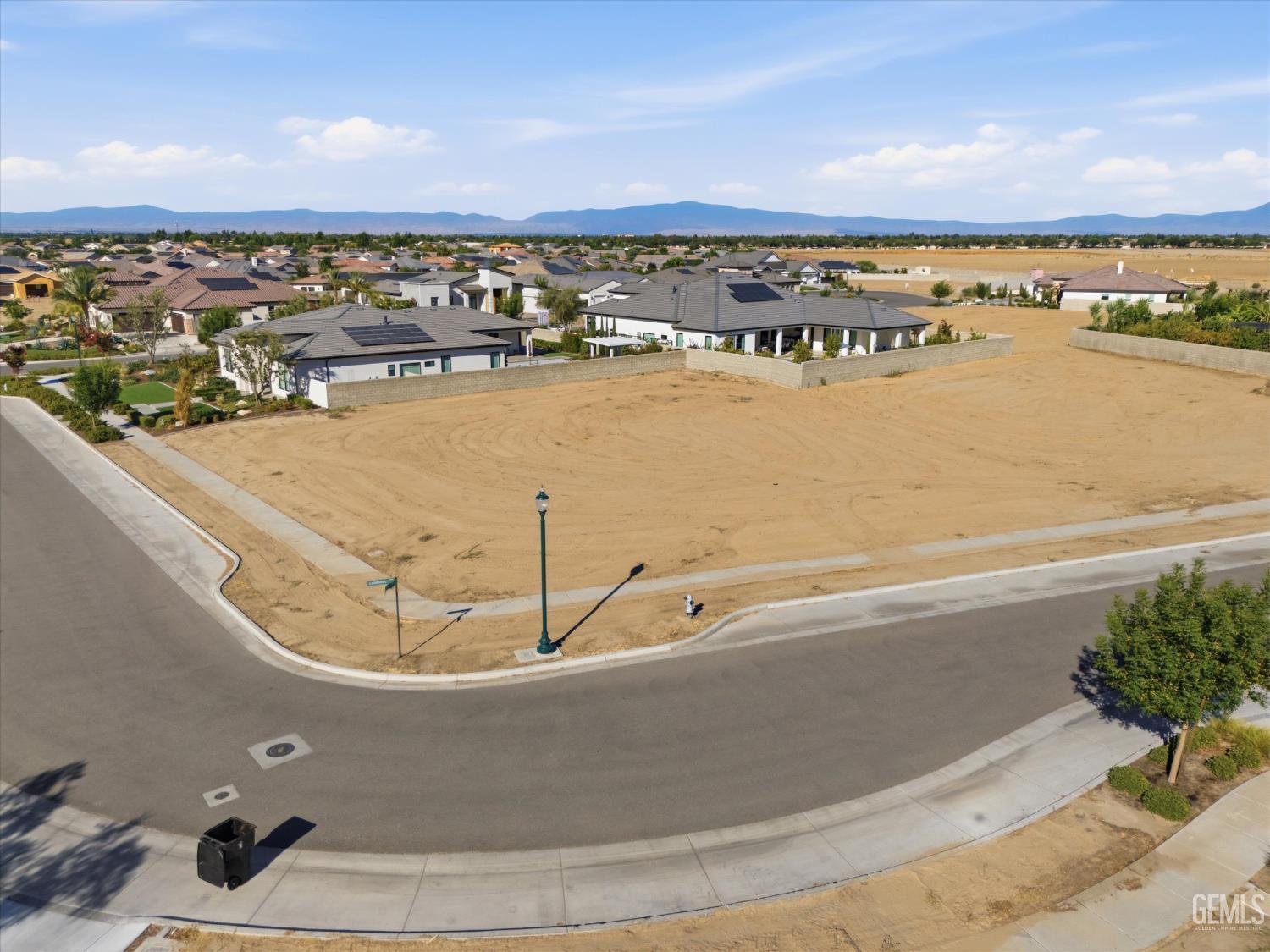 14015 Ladbrook Way