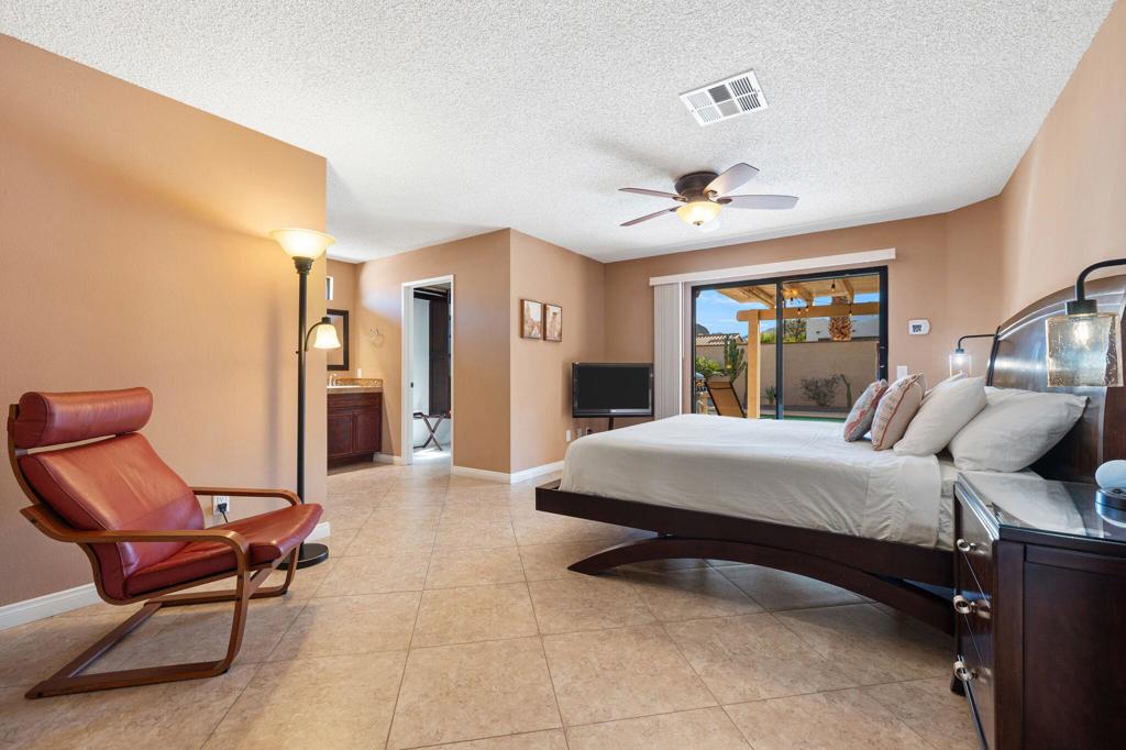53720 Avenida Carranza