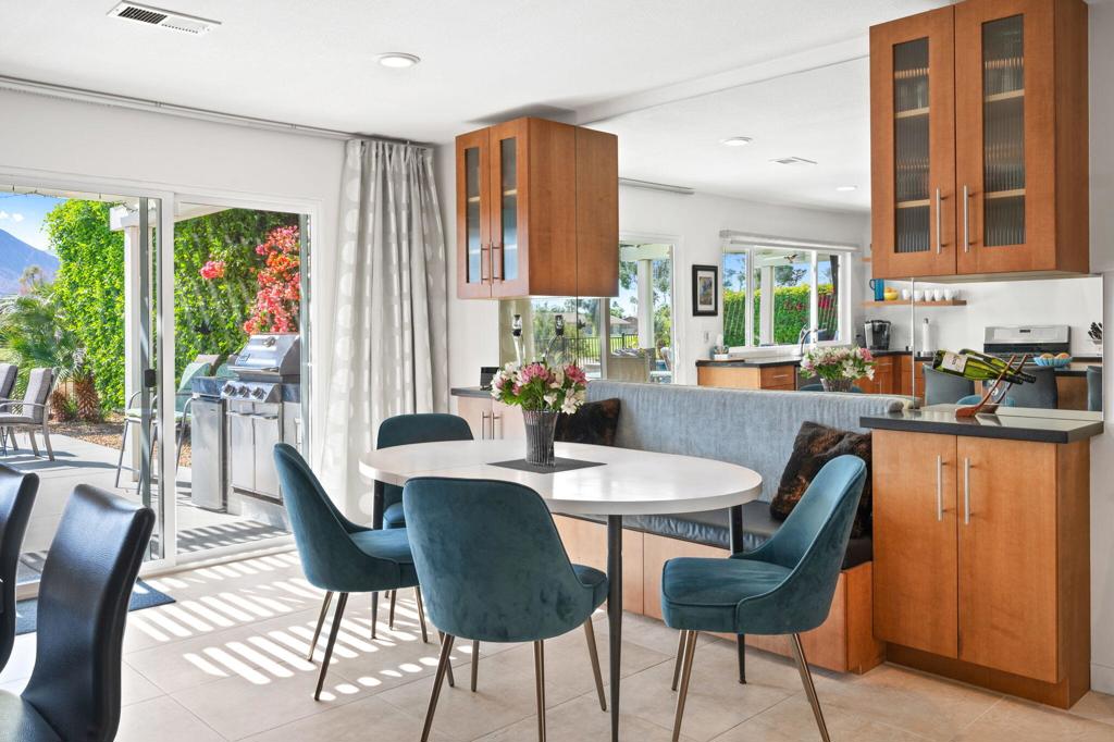 76653 New York Avenue