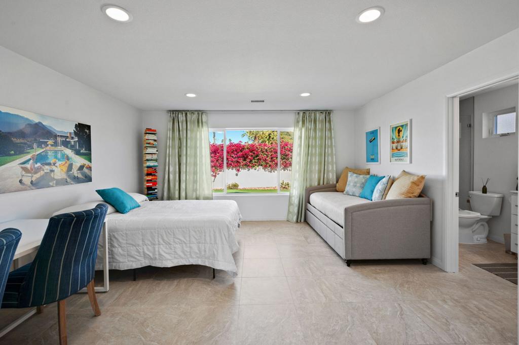 76653 New York Avenue