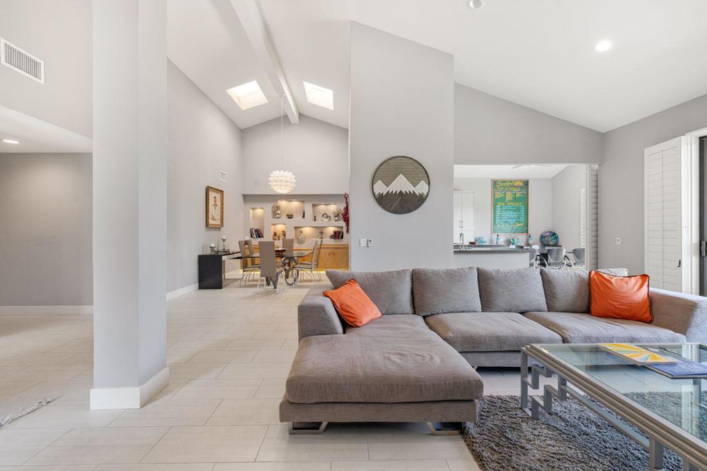 38652 Nasturtium Way