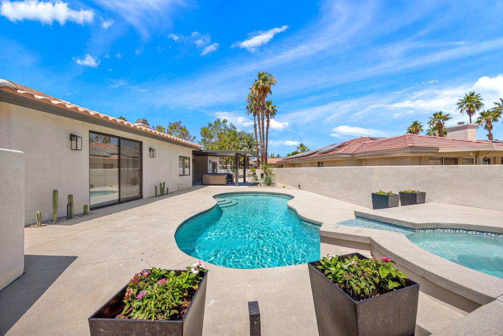 79150 Buff Bay Court