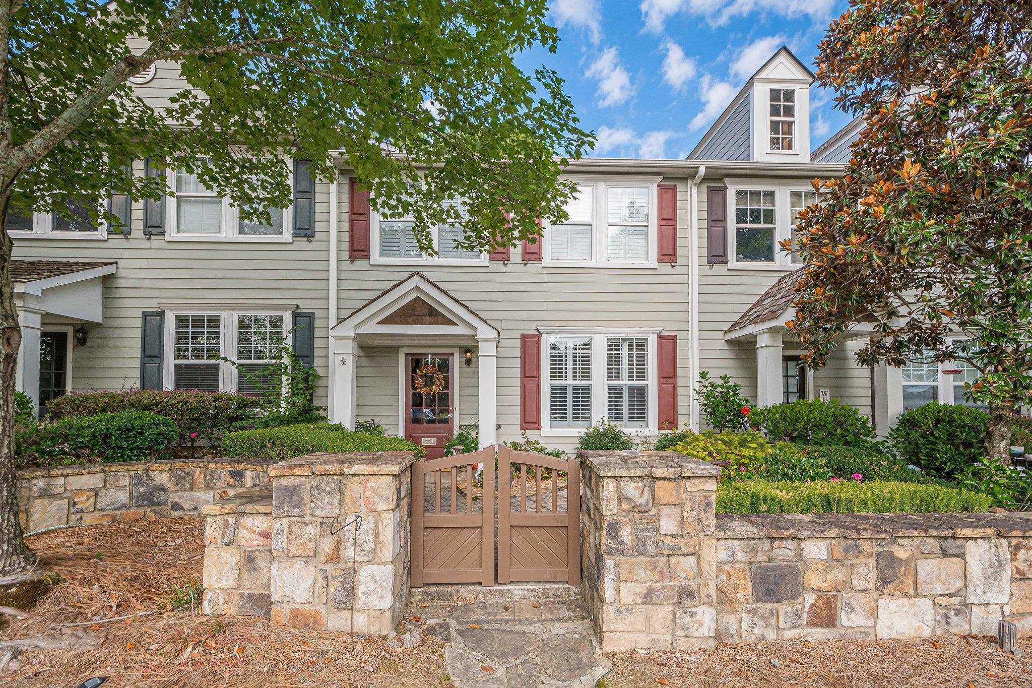 221 River Green Avenue