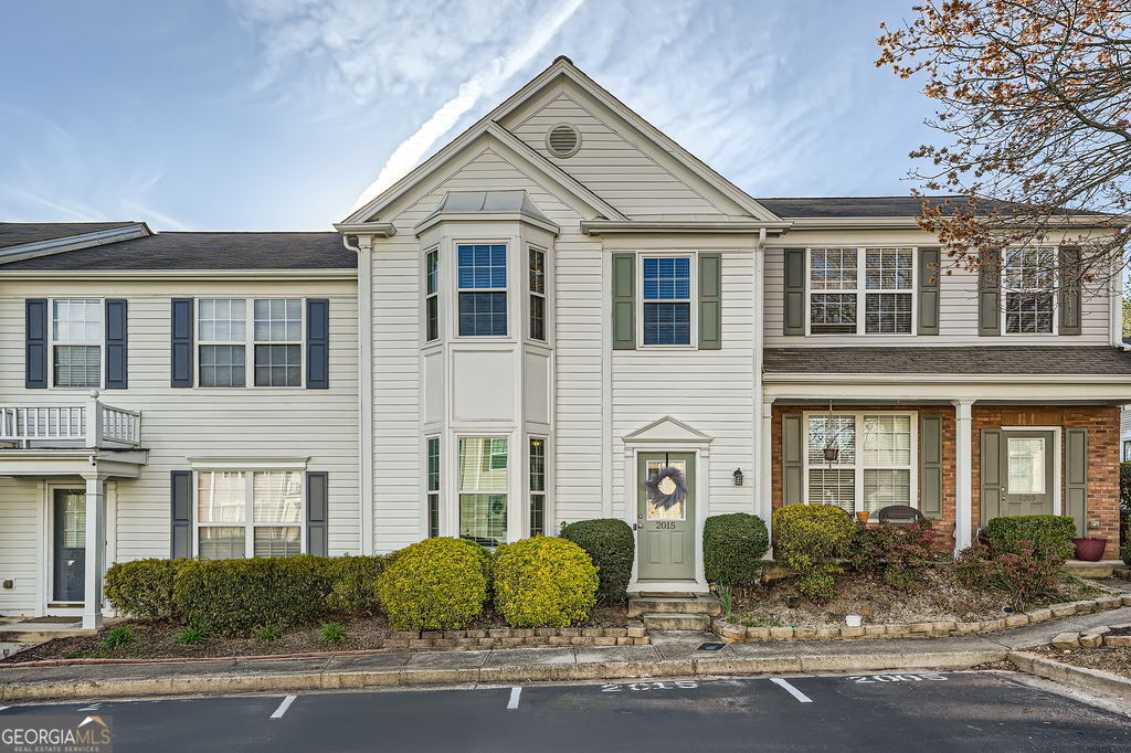 2015 Kilmington Square