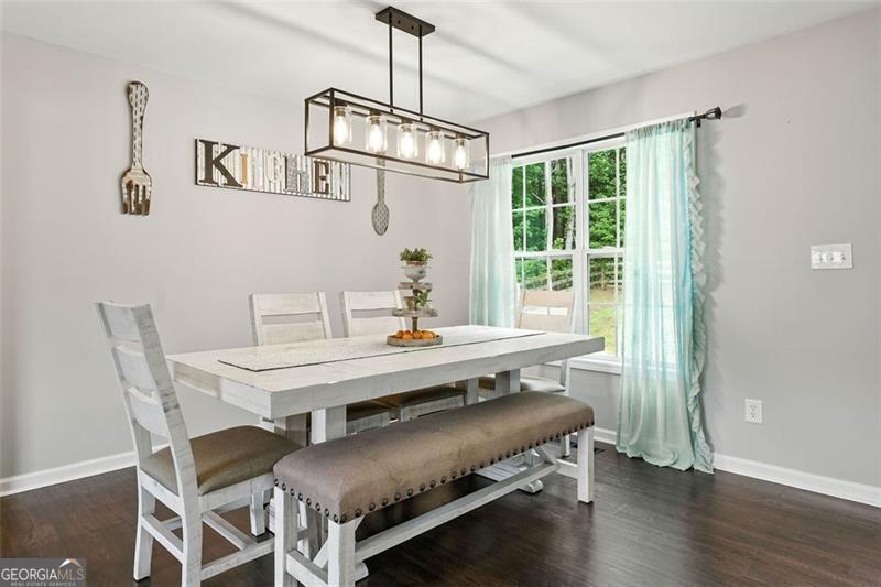 302 WHITE MARBLE Way