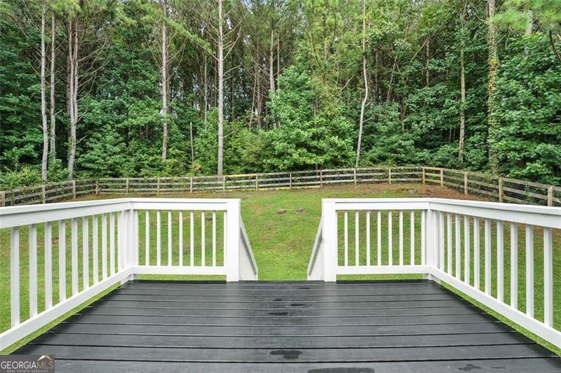 302 WHITE MARBLE Way