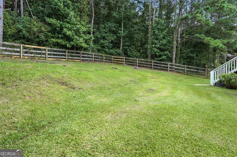 302 WHITE MARBLE Way