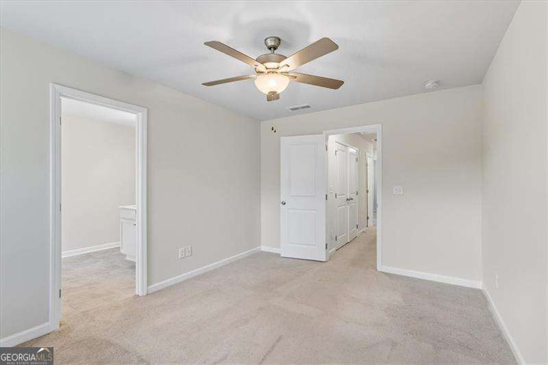 2832 Saratoga Lake View