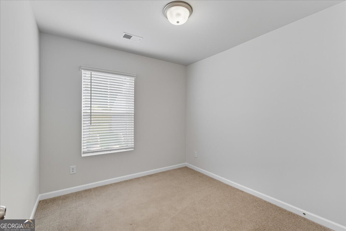 2832 Saratoga Lake View