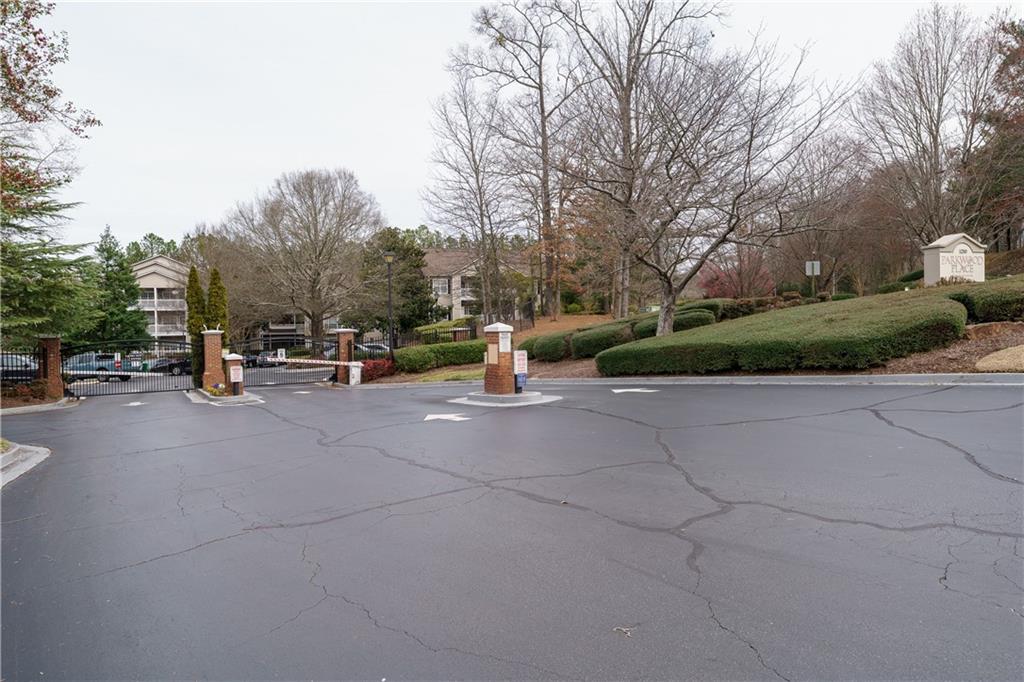 1250 Parkwood Circle SE Unit 1211