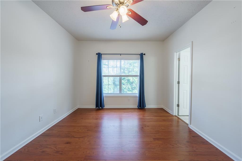 1250 Parkwood Circle SE Unit 1211