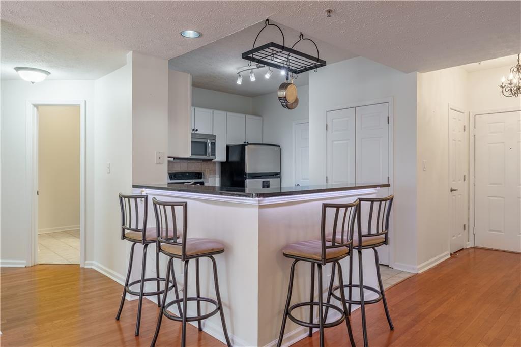 1250 Parkwood Circle SE Unit 1211