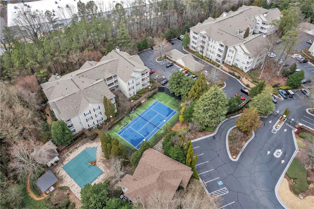 1250 Parkwood Circle SE Unit 2007