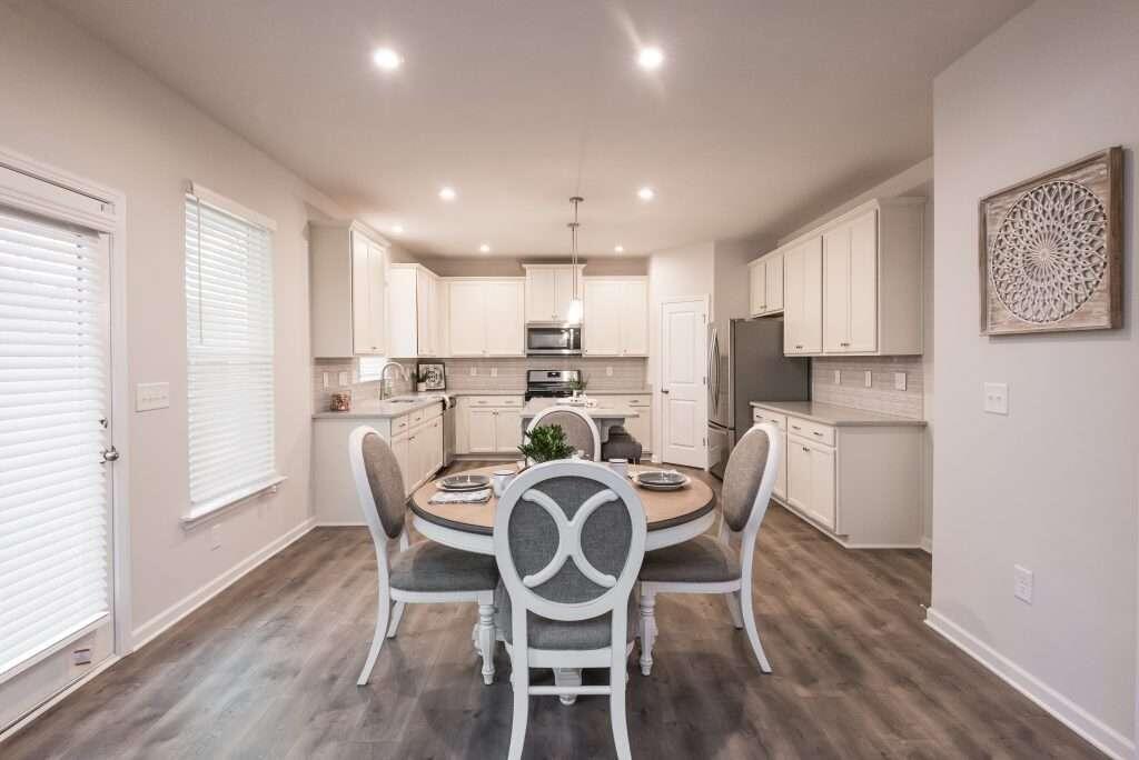 4421 Demesne Way