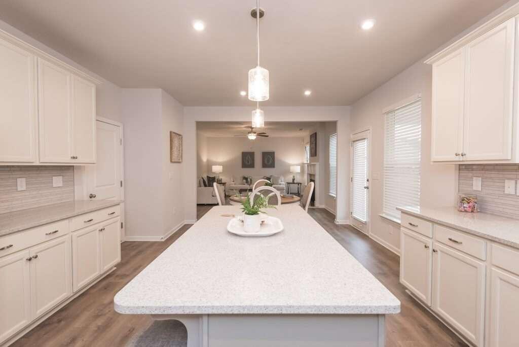 4421 Demesne Way